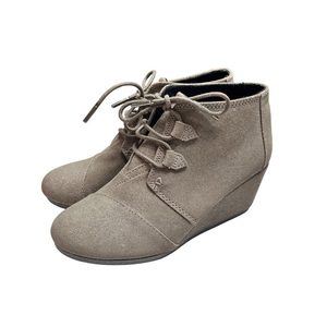 TOMS women’s wedge Tan metallic glitter bootie in size‎ 7.5